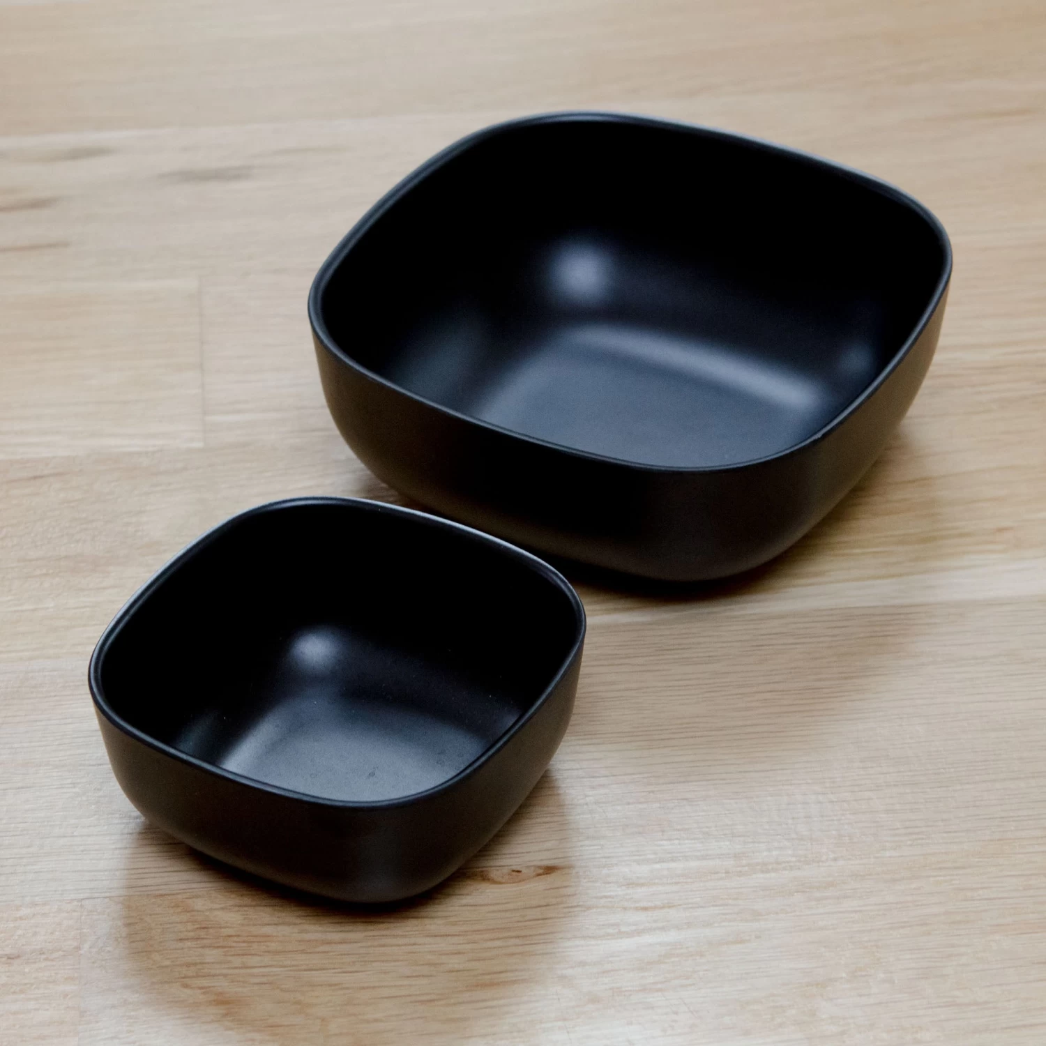 EKOBO Biobu Gusto Dog Bowl In Black (FINAL SALE) - Image 3