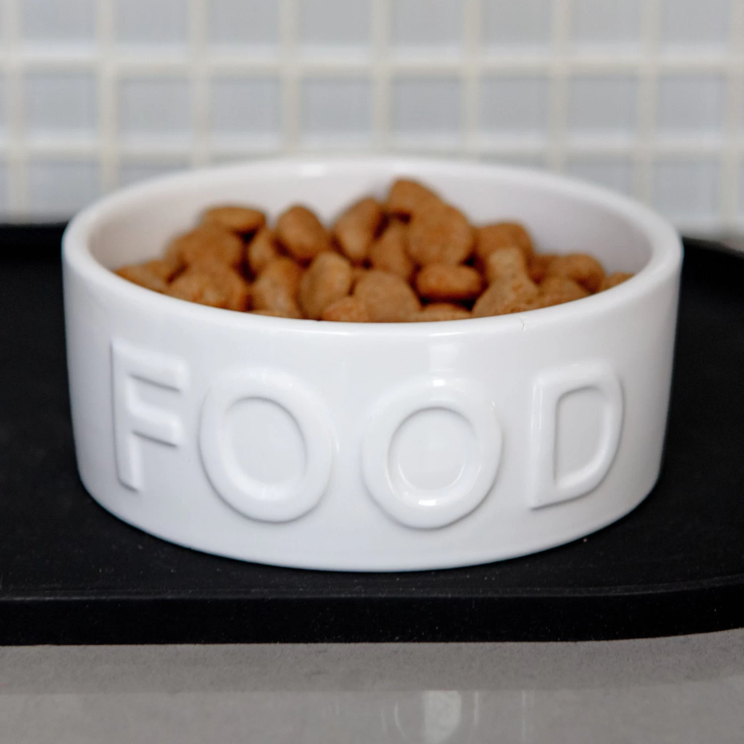 PARK LIFE DESIGNS Classic Food Ceramic Pet Bowl In White - Image 2
