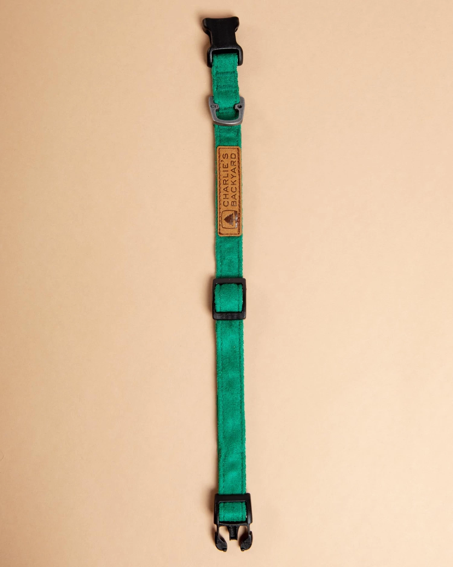 CHARLIE'S BACKYARD Easy Dog Collar In Green - Image 2