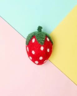 THE FOGGY DOG Strawberry Catnip Cat Toy