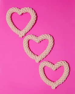 KNOTTY PAWS Blush Heart Dog Rope Toy