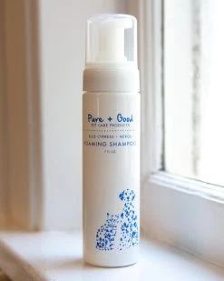 Pure + Good Blue Cypress & Neroli Foaming Shampoo For Dogs & Cat