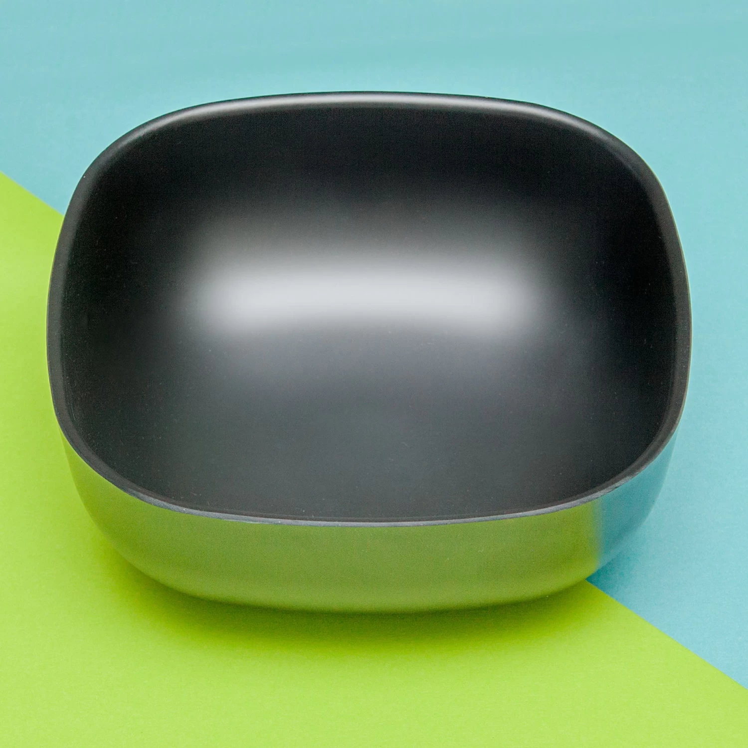 EKOBO Biobu Gusto Dog Bowl In Black (FINAL SALE) - Image 6