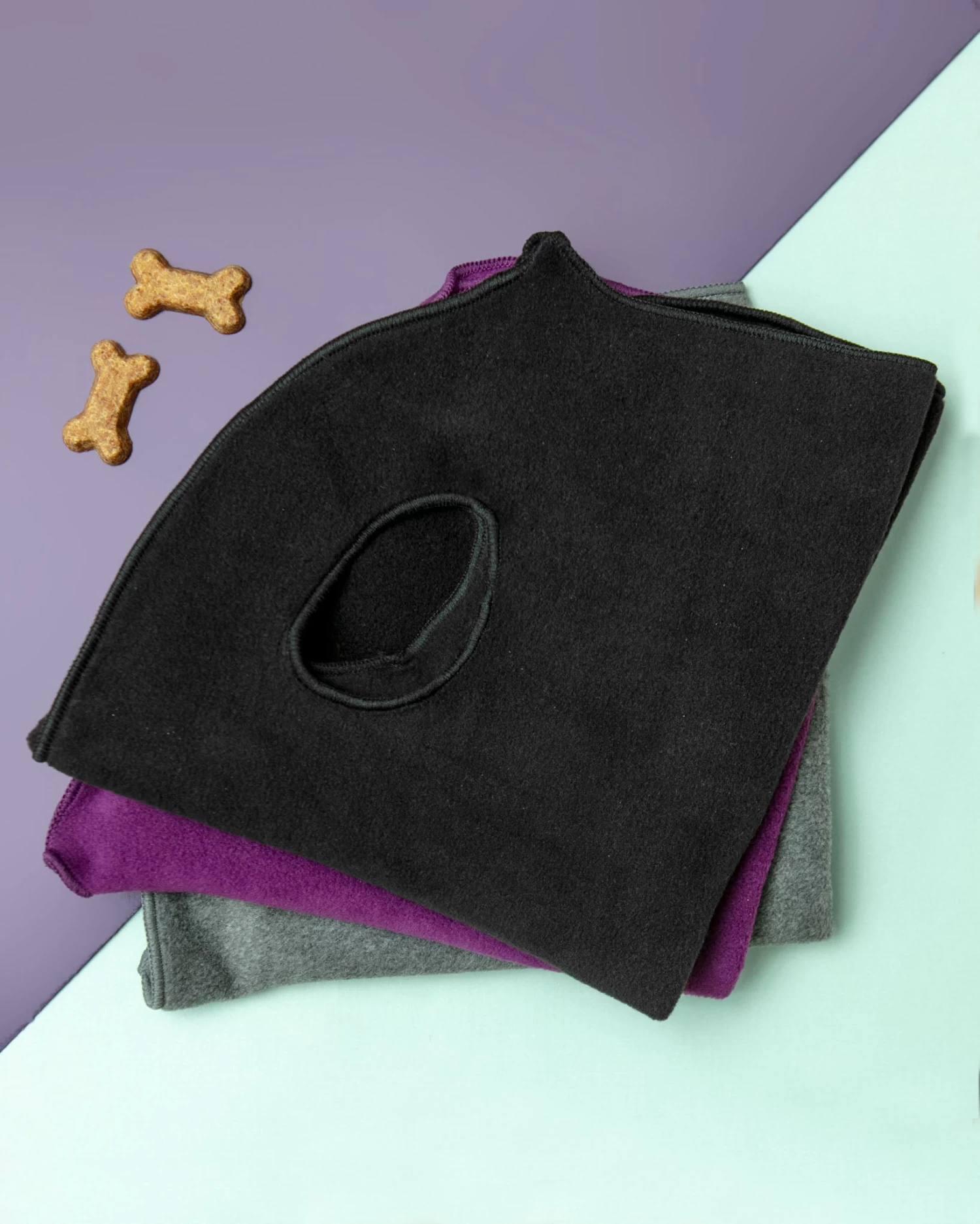 GOLD PAW Pullover Stretch Dog Fleece In Black - Image 4