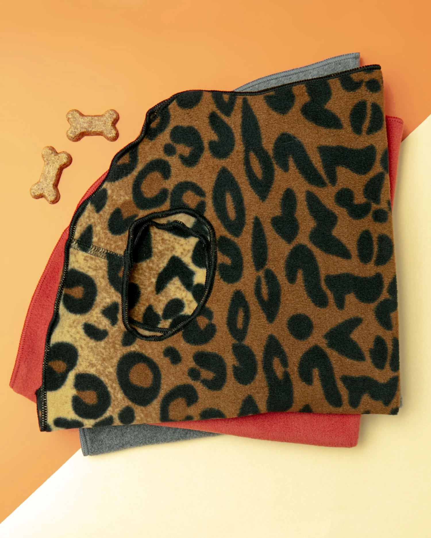 GOLD PAW Stretch Fleece Pullover In Leopard Print - Image 7